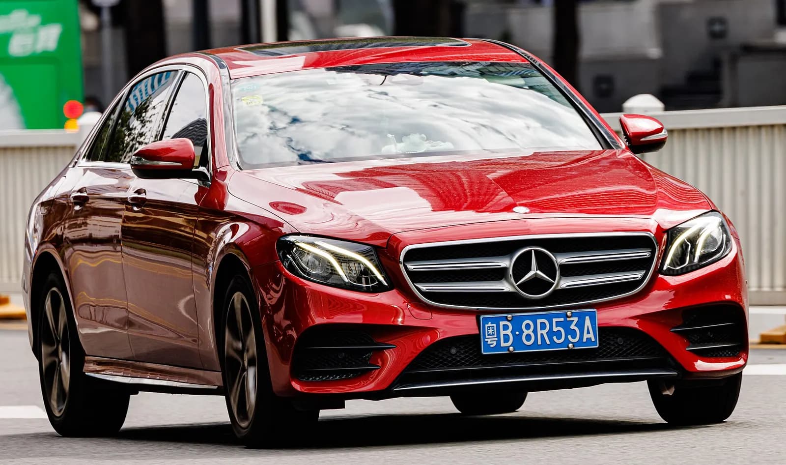 Mercedes-Benz E 300, 2019, qırmızı